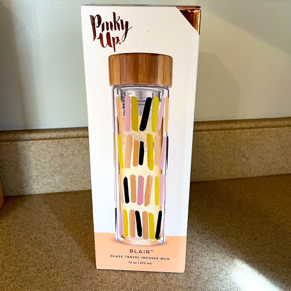 Pinky Up Glass Travel Infuser Mug for Tea Water 16 ounces